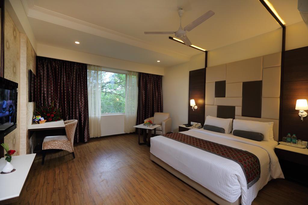 Hotel Pai Vista Майсур Экстерьер фото